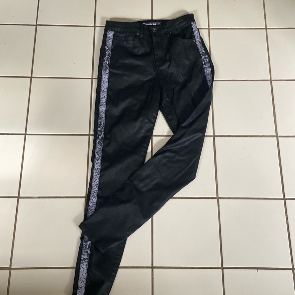 Tractr Blu metallic size 27